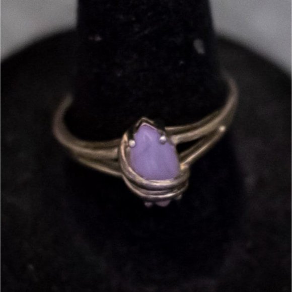 Size 8, Vintage Purple Abstract Stone Sterling Silver Wrap Ring by Avon - G47 - Picture 1 of 3